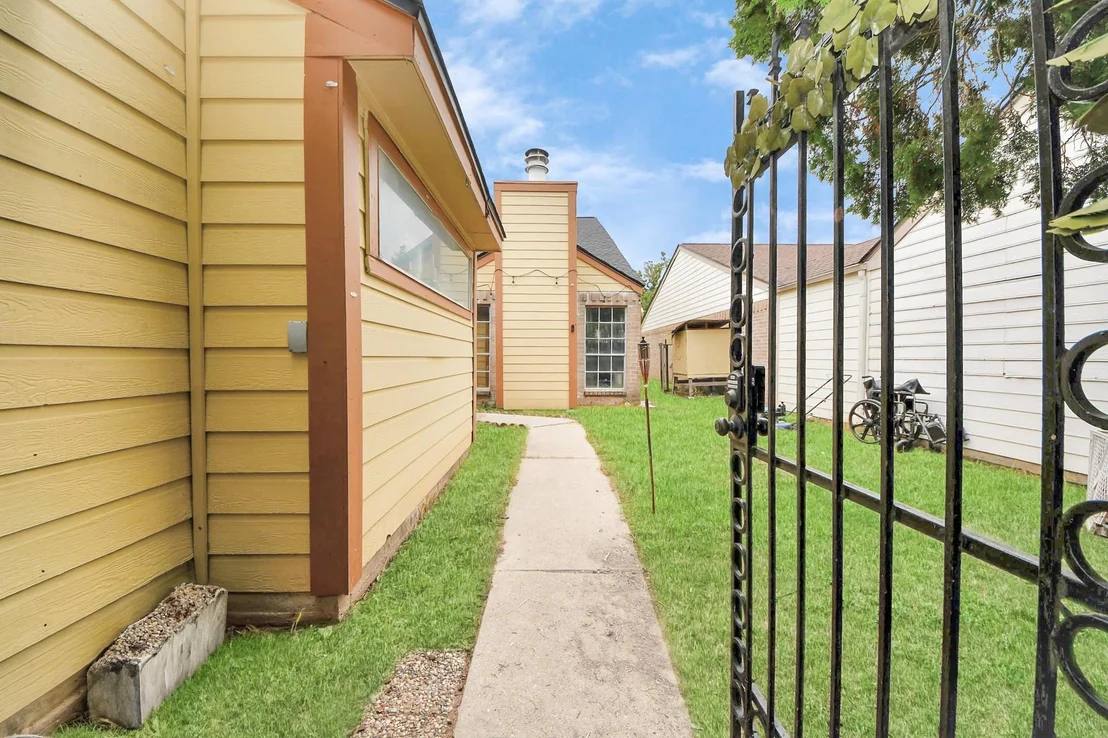 Photo of 11842 Plumbrook Drive