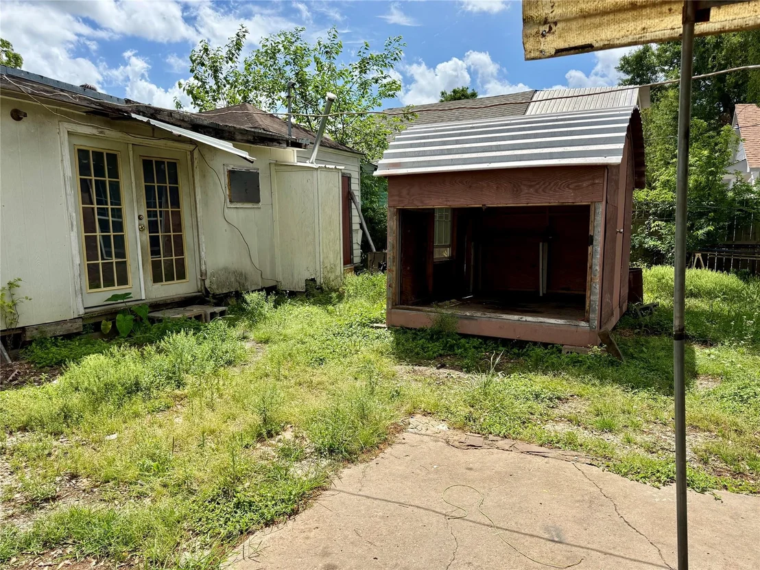 Photo of 310 Center Street
