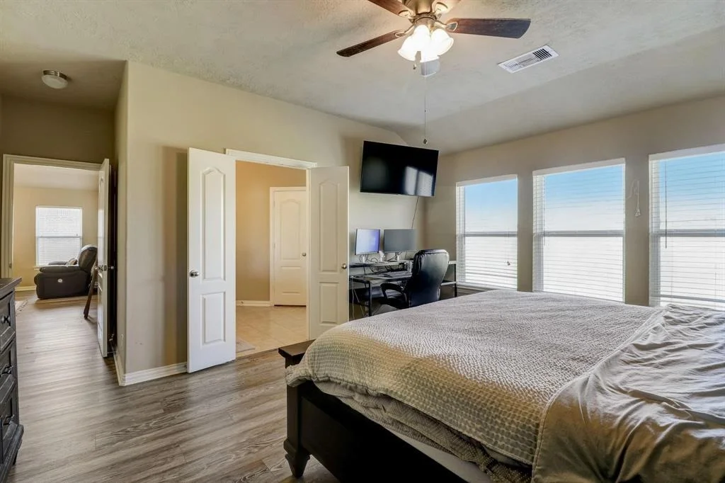 Photo of 3122 Lodgemist Lane
