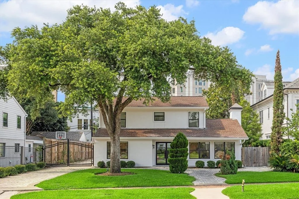 Photo of 2414 Avalon Place