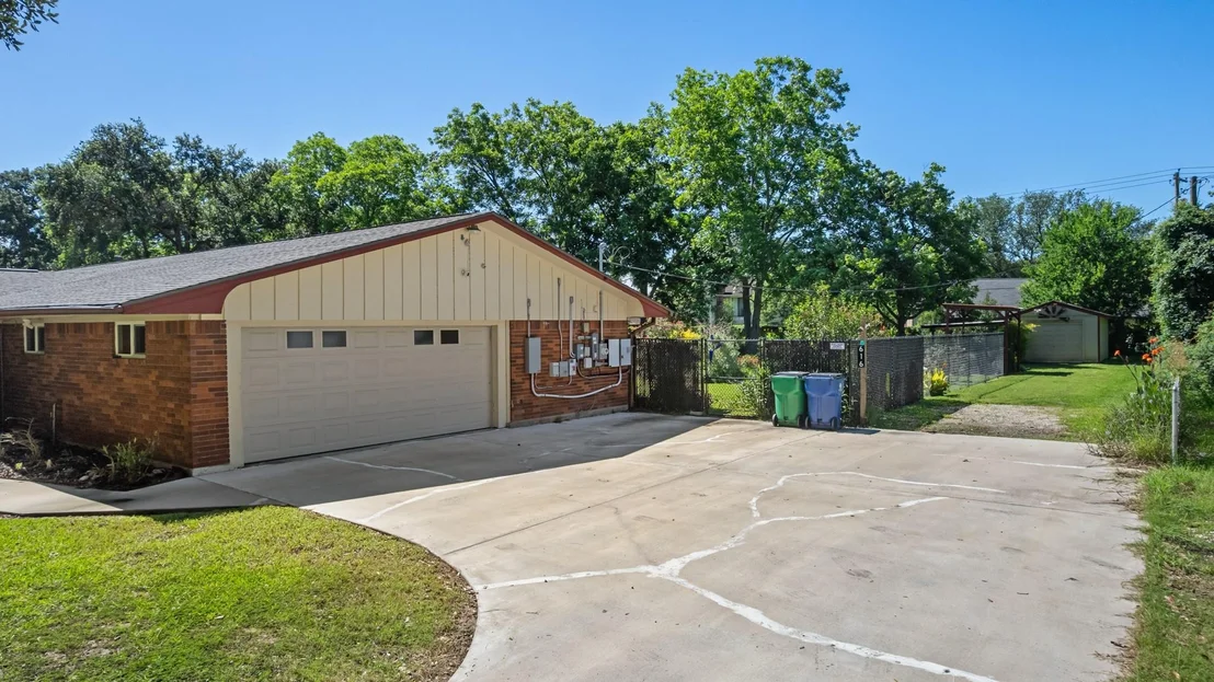 Photo of 616 Cannan Drive