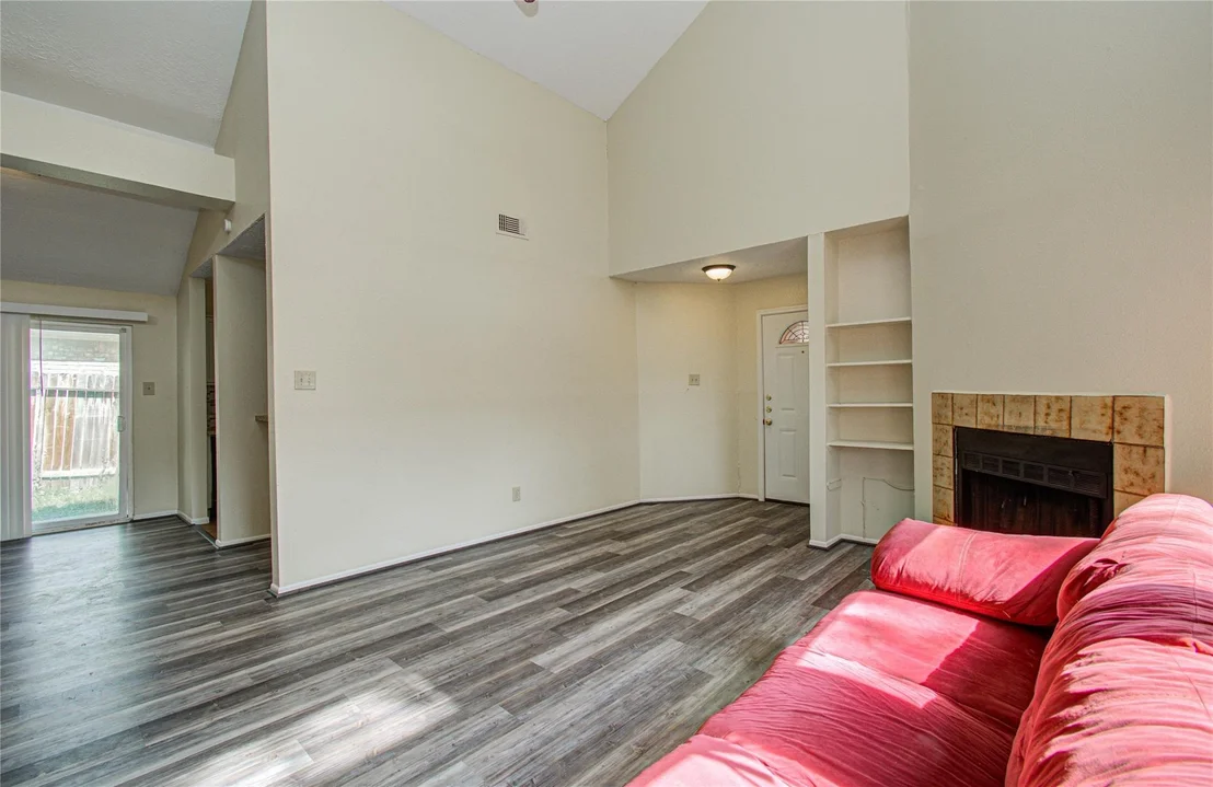 Photo of 4911 Tealgate Drive