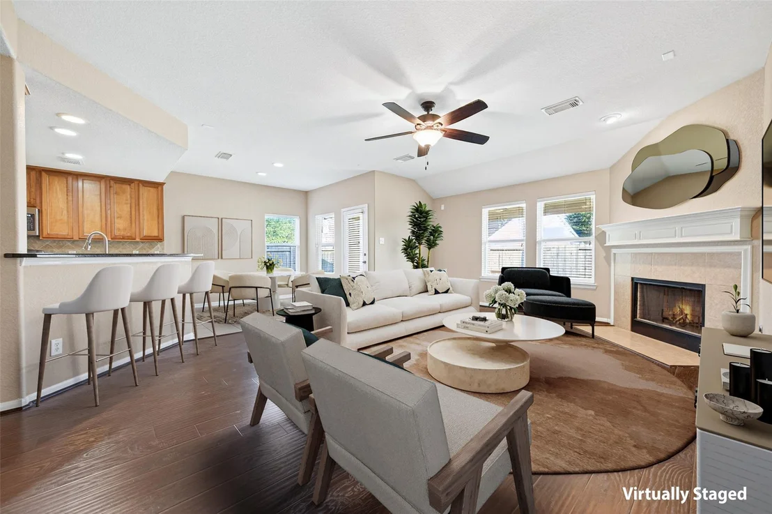 Photo of 21007 Pineda Circle