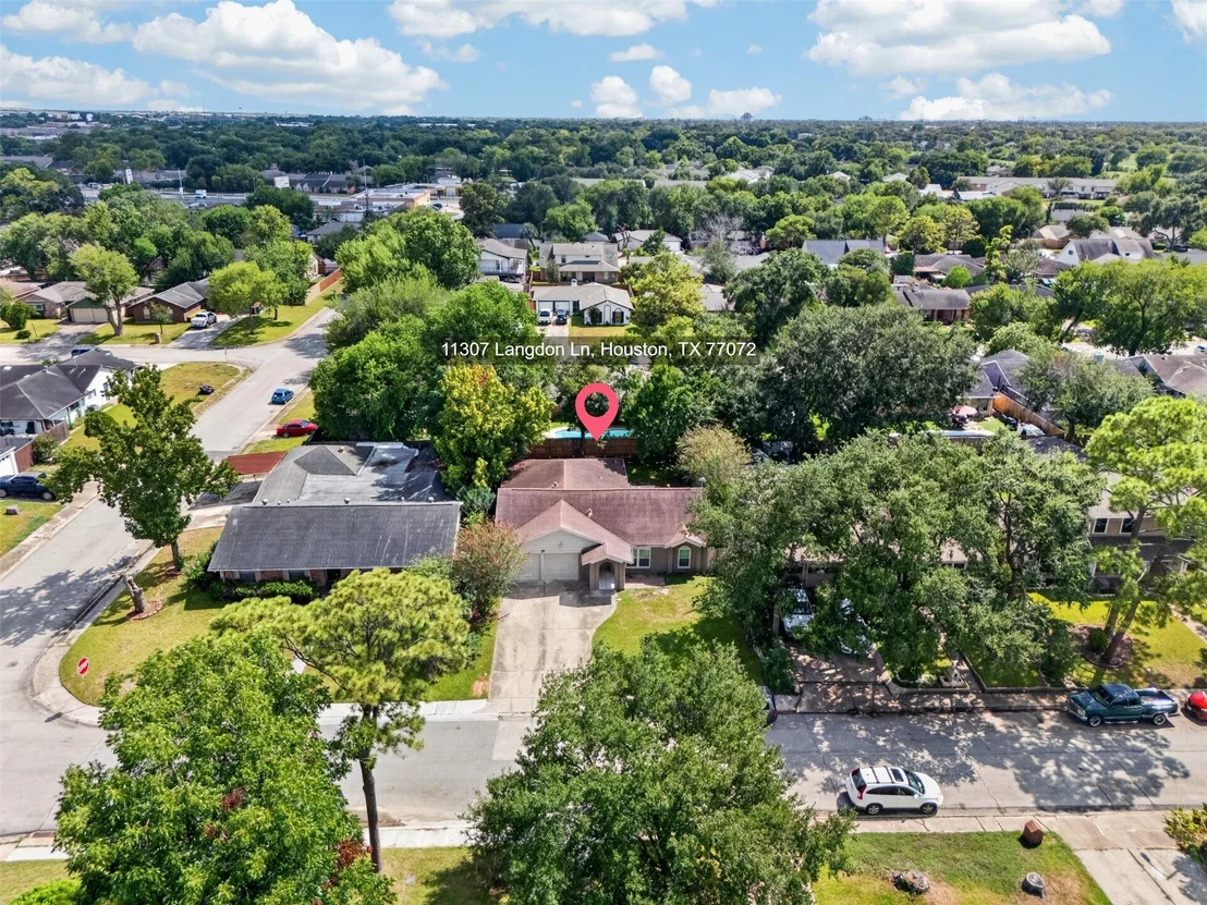 Photo of 11307 Langdon Lane