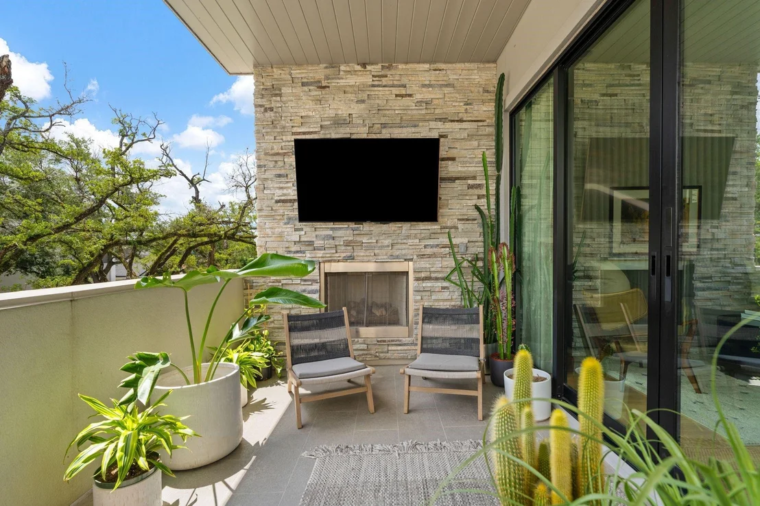 Photo of 2622 Greenbriar Drive