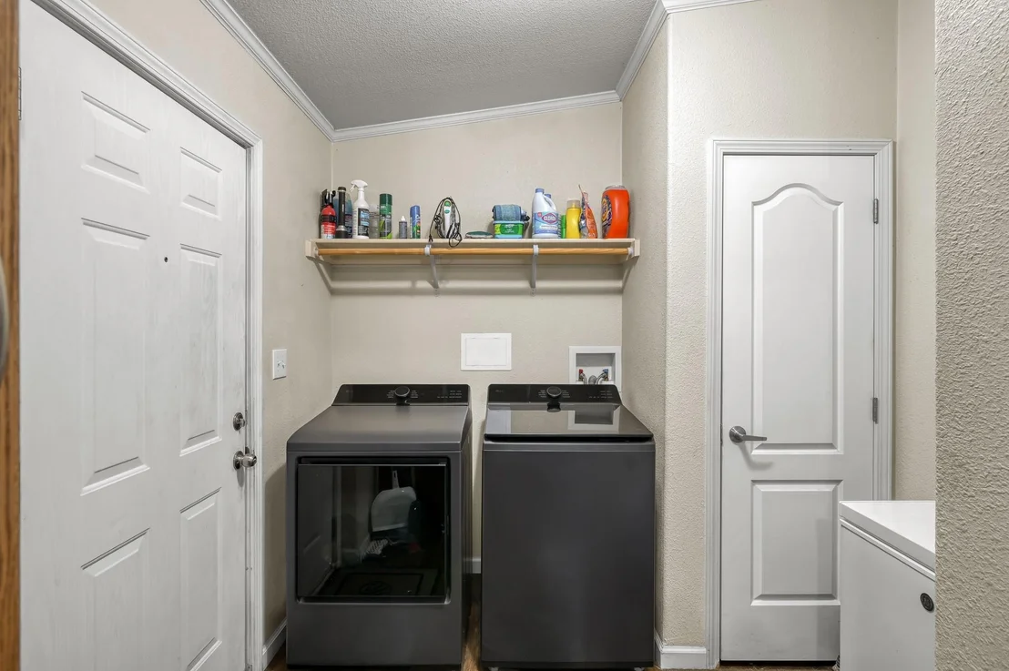 Photo of 17055 Rogers Road