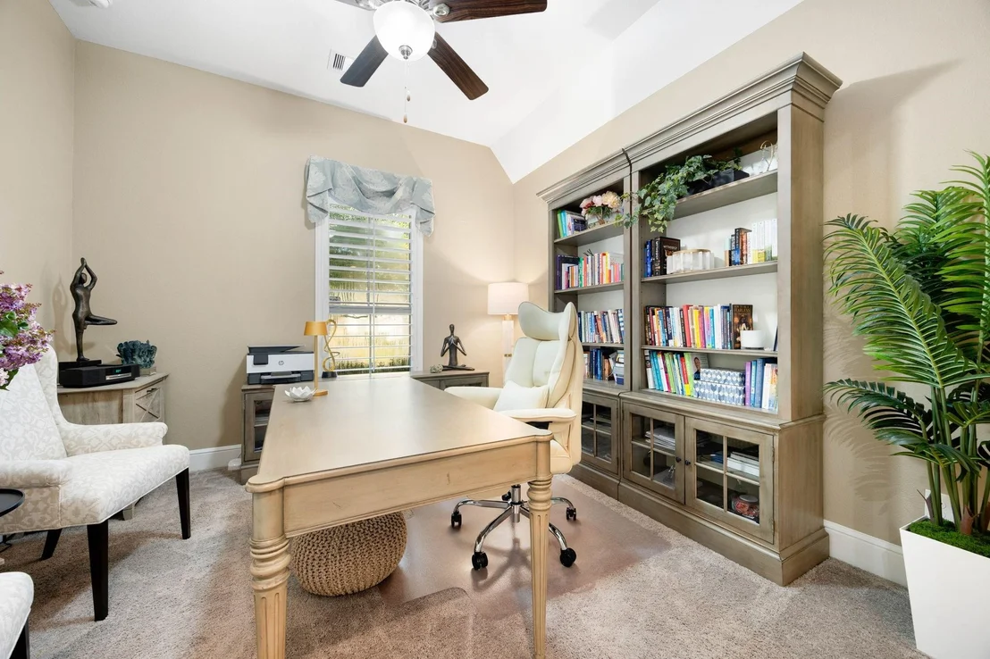 Photo of 1614 Primrose Lane