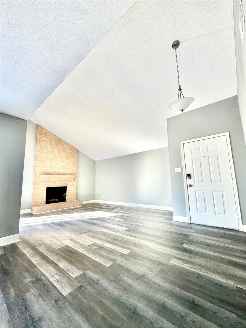 Photo of 7619 Southmeadow Drive