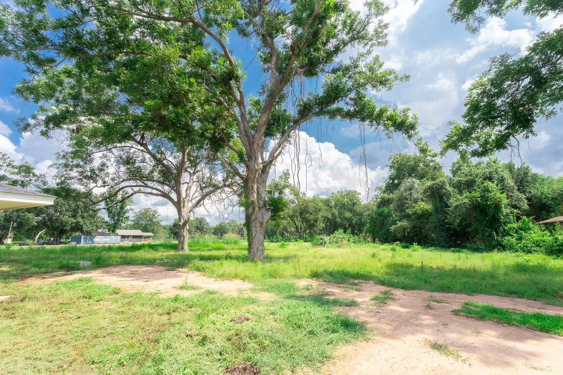 Photo of 251 Smilie Road