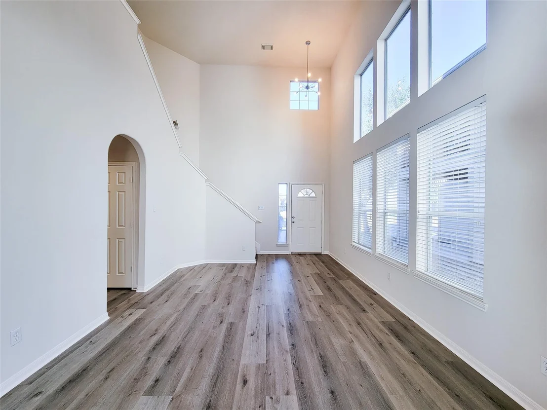 Photo of 26135 Hebron Lane