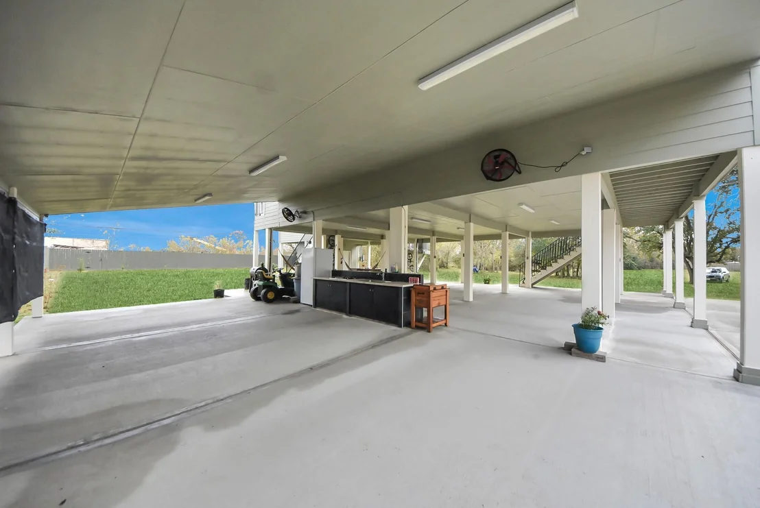 Photo of 6543 Crestford Lane