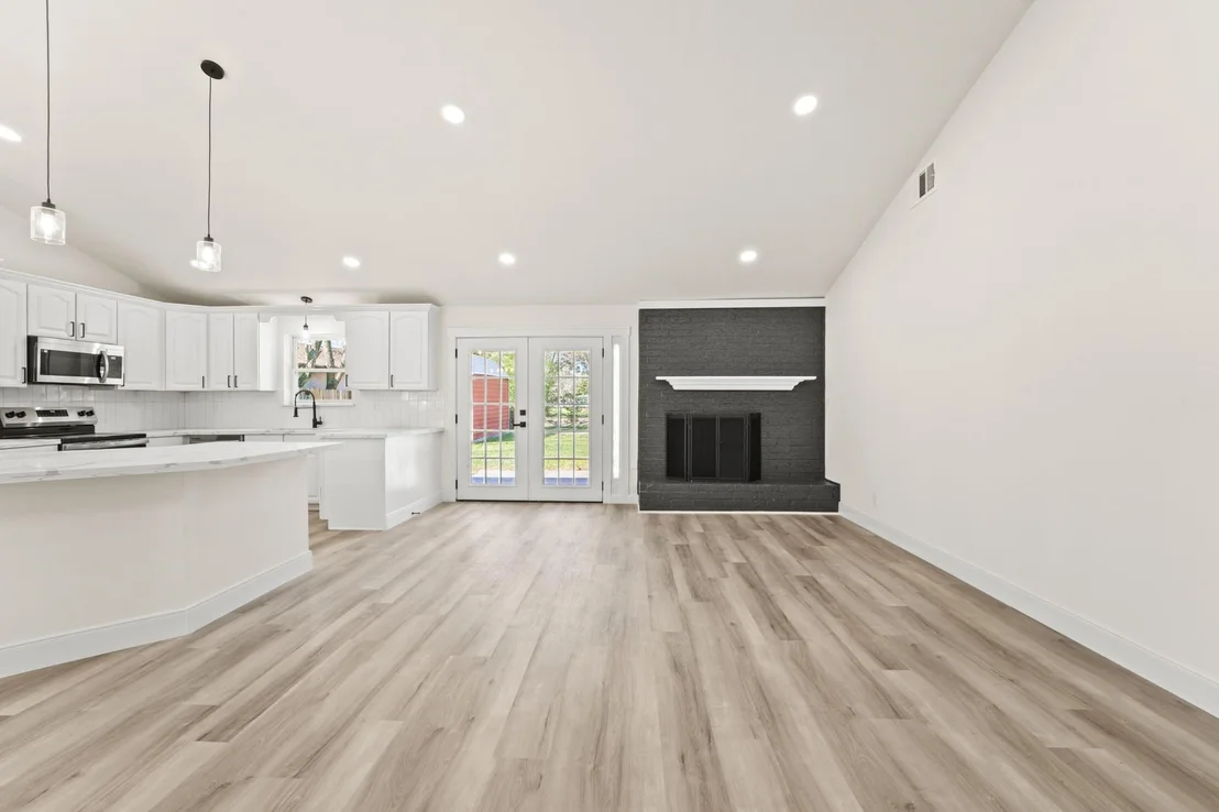 Photo of 13102 Maxim Drive