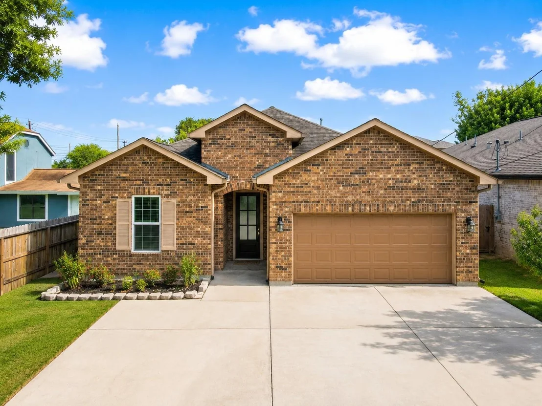 Photo of 8938 Intervale Street