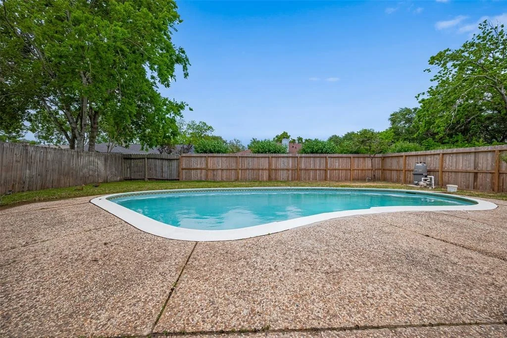 Photo of 839 Voyager Drive