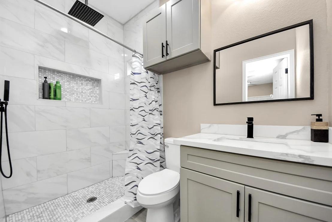 Photo of 6543 Crestford Lane