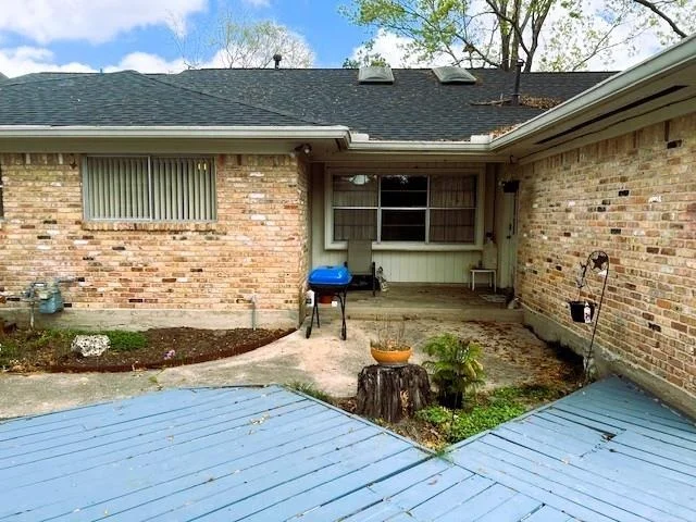 Photo of 8639 Cedarbrake Drive