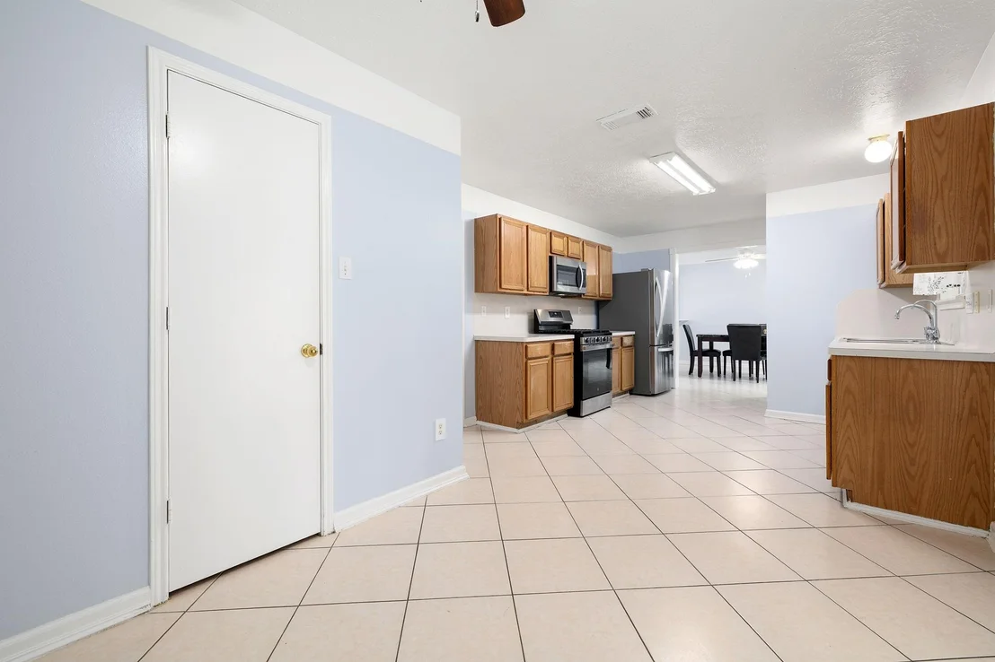 Photo of 6747 Cypress Glades Drive