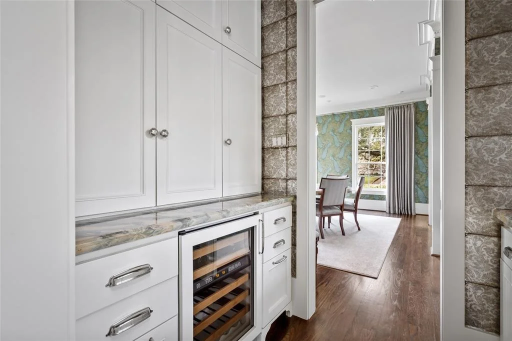 Photo of 2443 Pelham Drive
