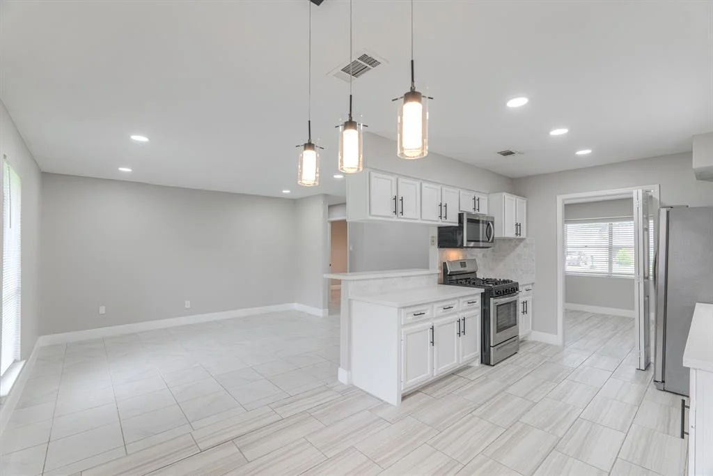 Photo of 522 Soft Shadows Lane