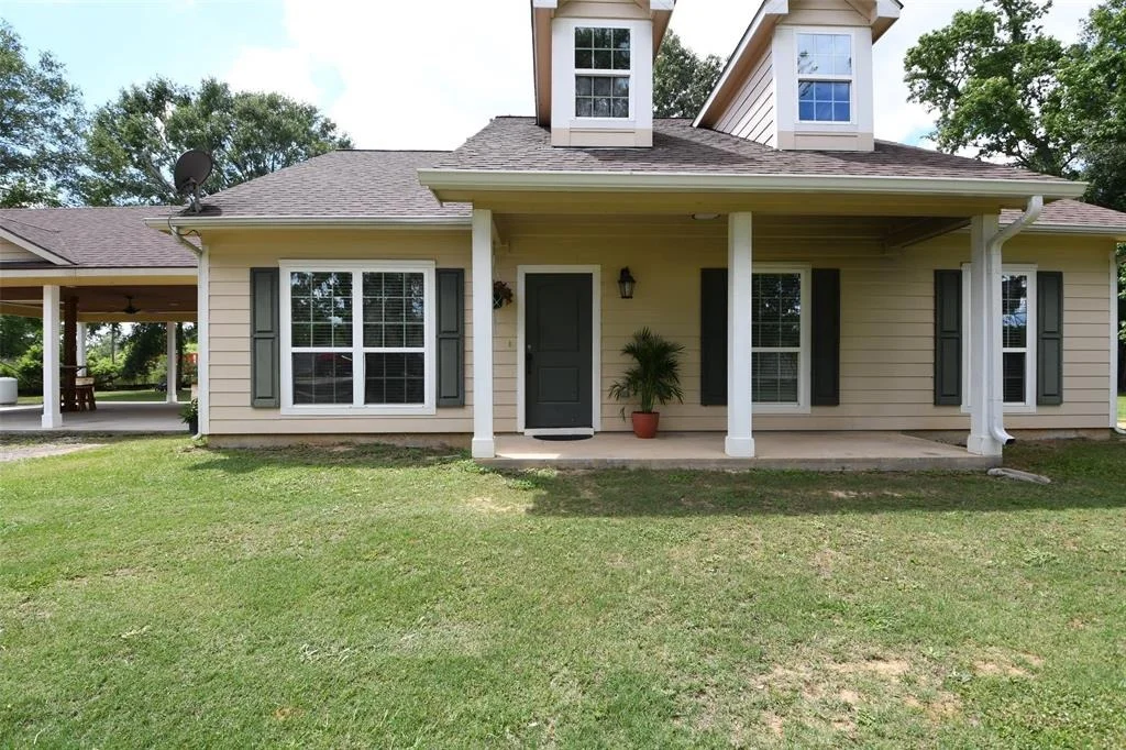 Photo of 23550 Lucille Drive