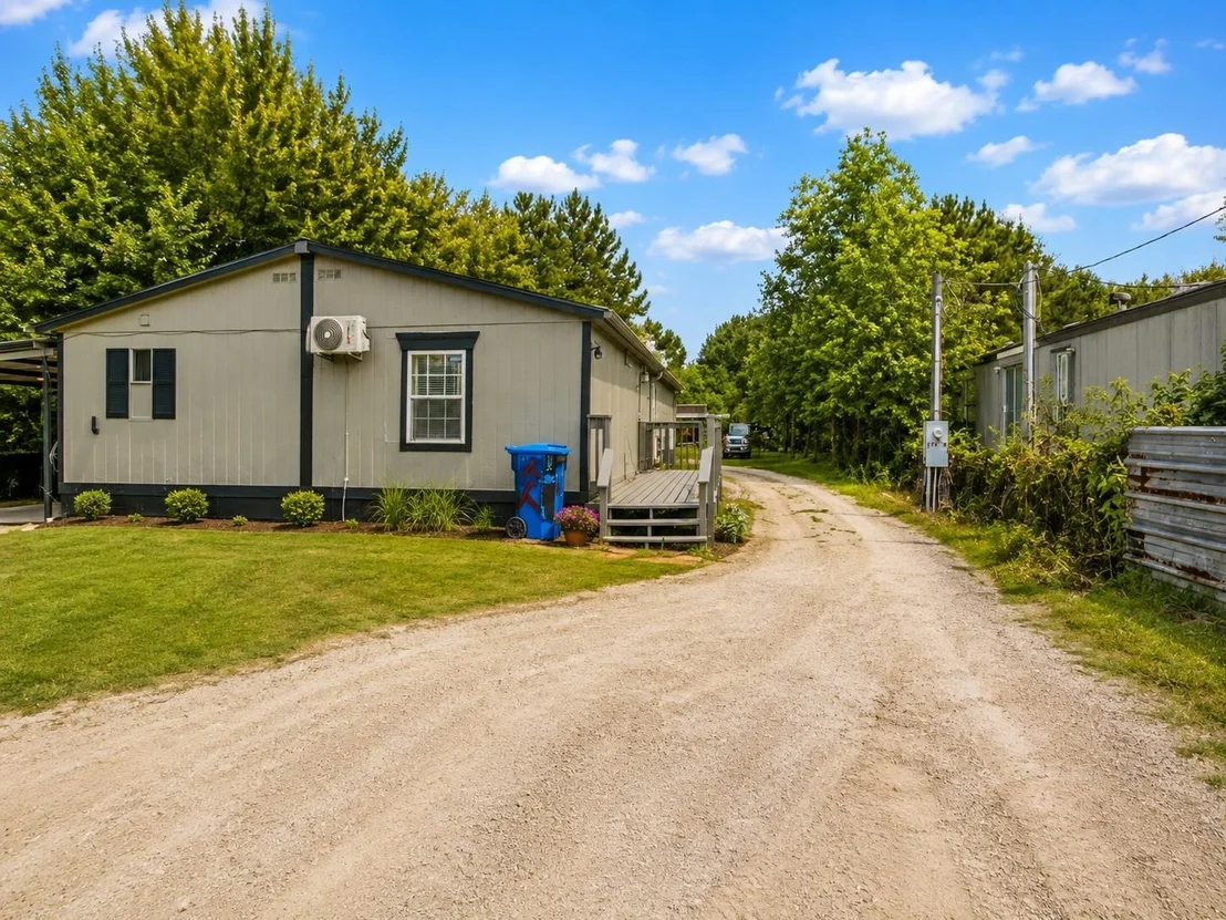 Photo of 398 County Road 3406 Road