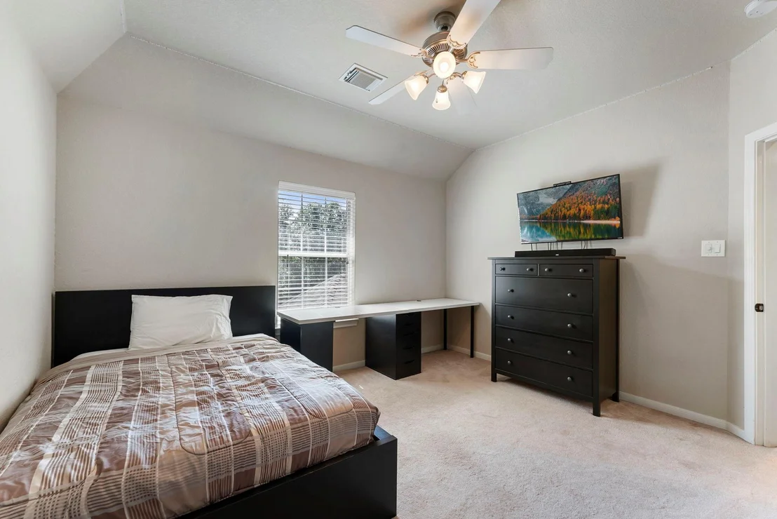 Photo of 19223 Senterra Lakes Boulevard