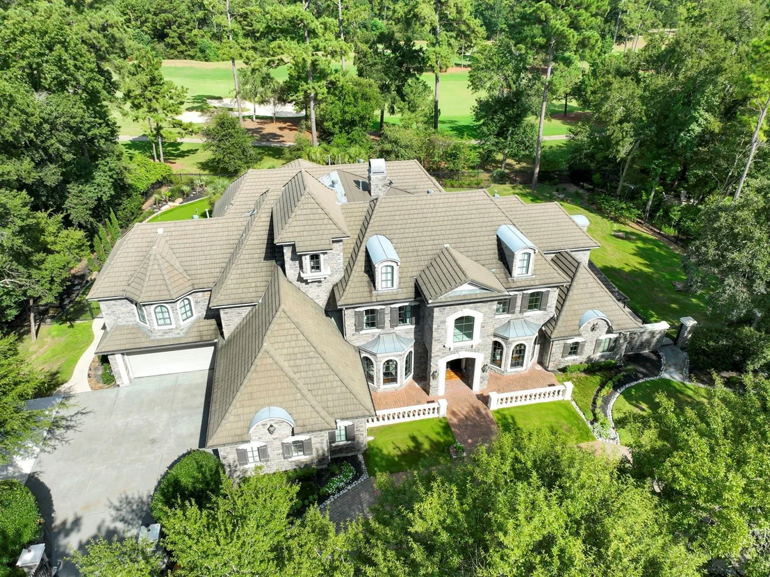 Photo of 26 Damask Rose Way