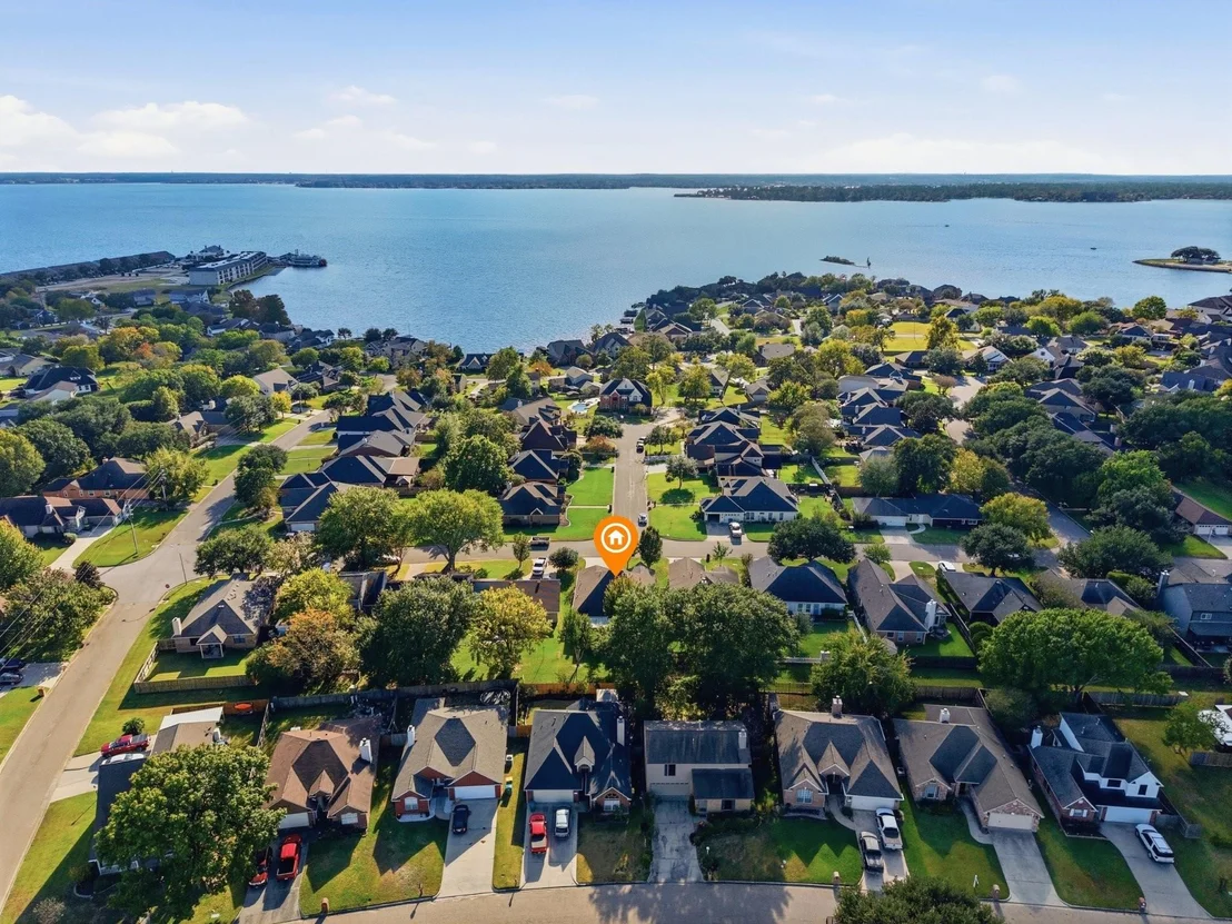 Photo of 5218 Park View Drive