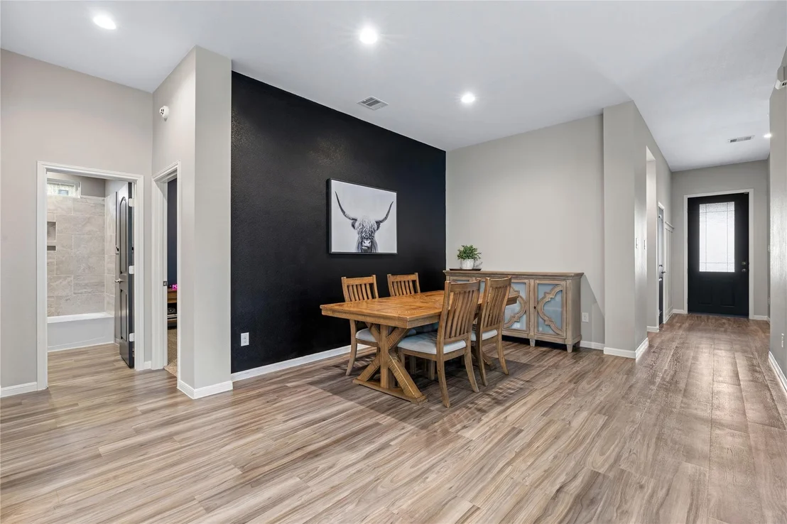 Photo of 443 Stonebrook Lane
