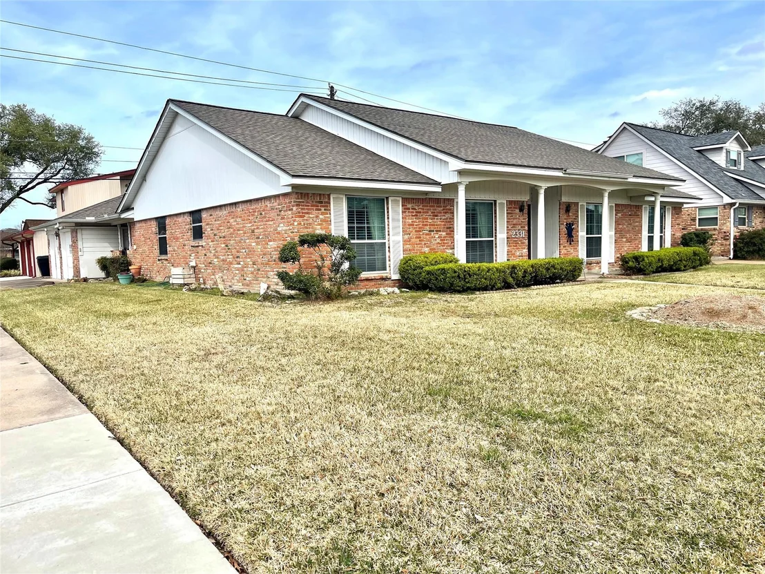 Photo of 2331 Droxford Drive