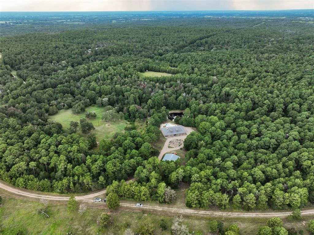 Photo of 815 Valley View Trail