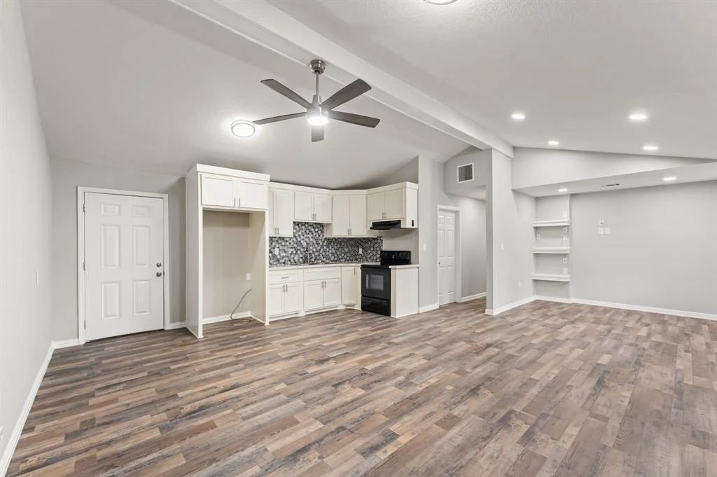 Photo of 6111 Glen Lee Drive