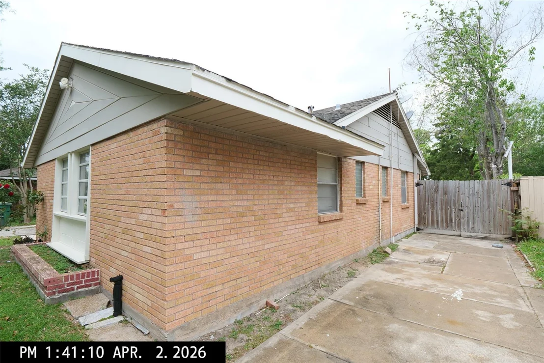 Photo of 6406 Scribner