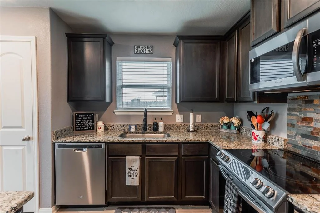 Photo of 7802 Vacek Meadows Loop