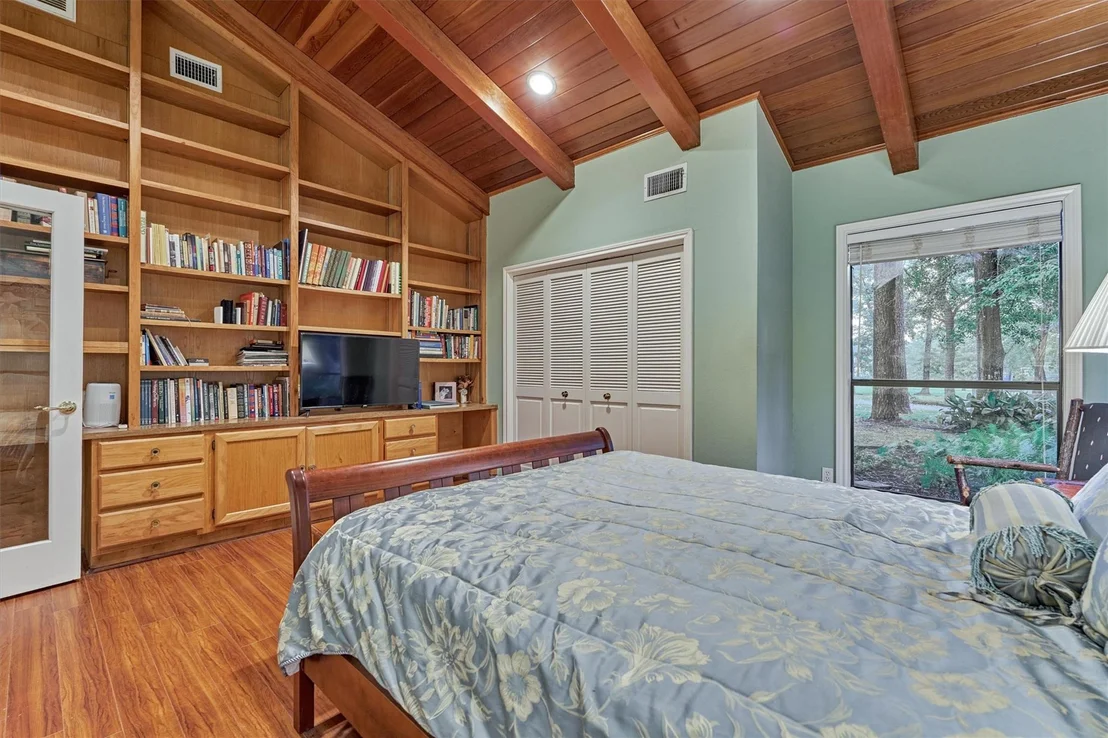 Photo of 1113 River Road