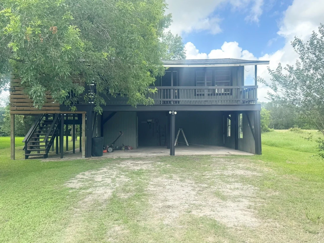Photo of 788 Riverside Drive