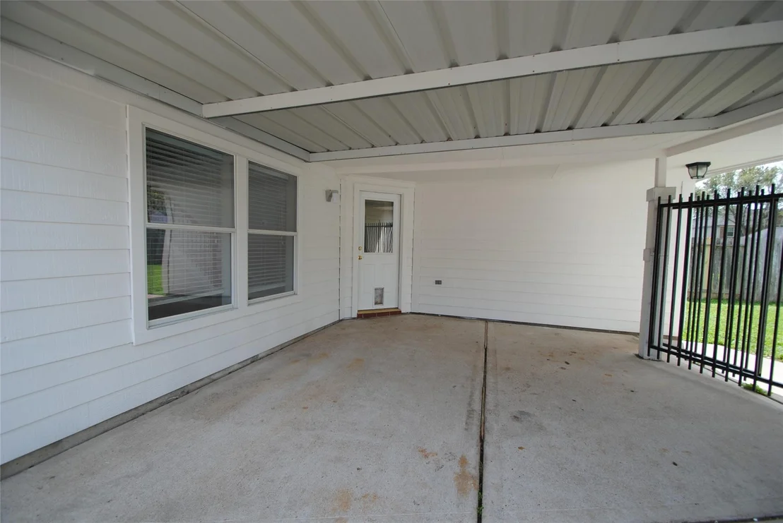 Photo of 3711 Cane Lake Drive