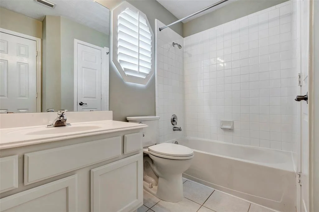 Photo of 83 N Greenvine Circle