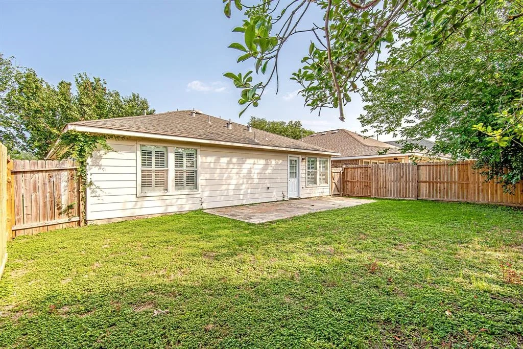 Photo of 9614 Summer Laurel Lane