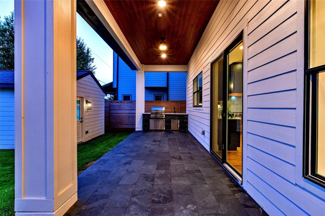 Photo of 1733 Du Barry Lane