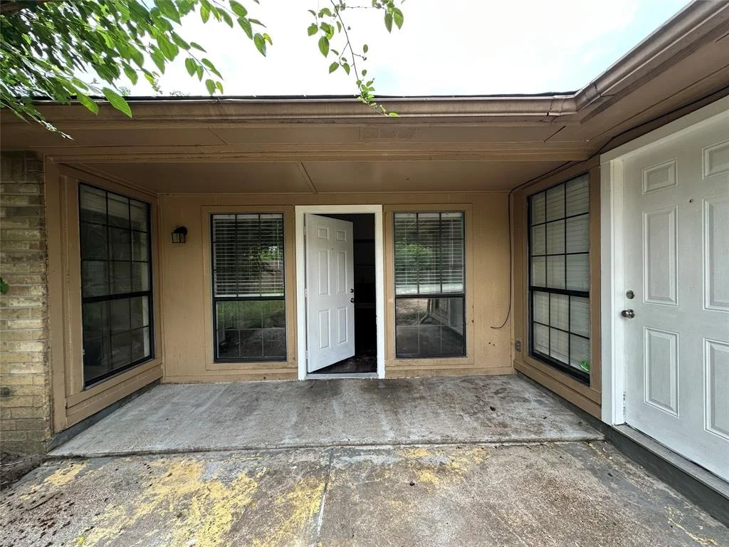 Photo of 5518 Fair Forest Drive