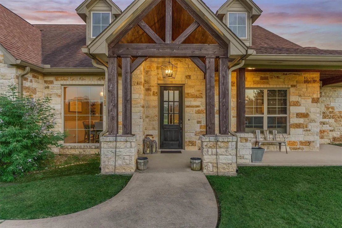 Photo of 106 Longhorn Loop