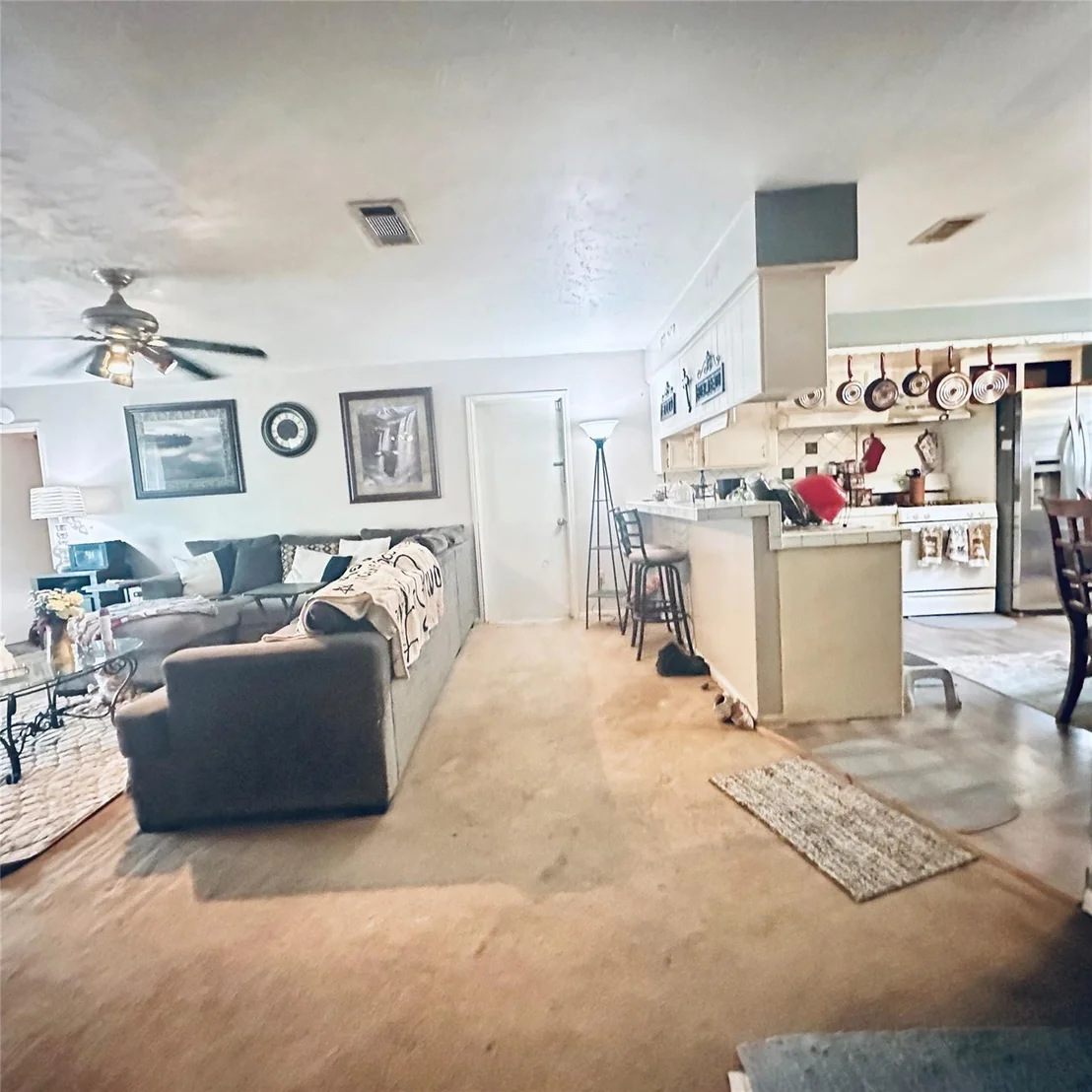 Photo of 705 Phyllis Court