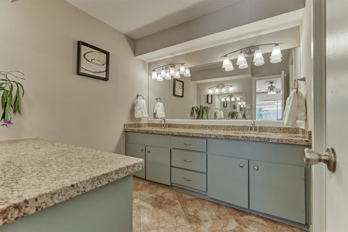 Photo of 6326 Craigway Road