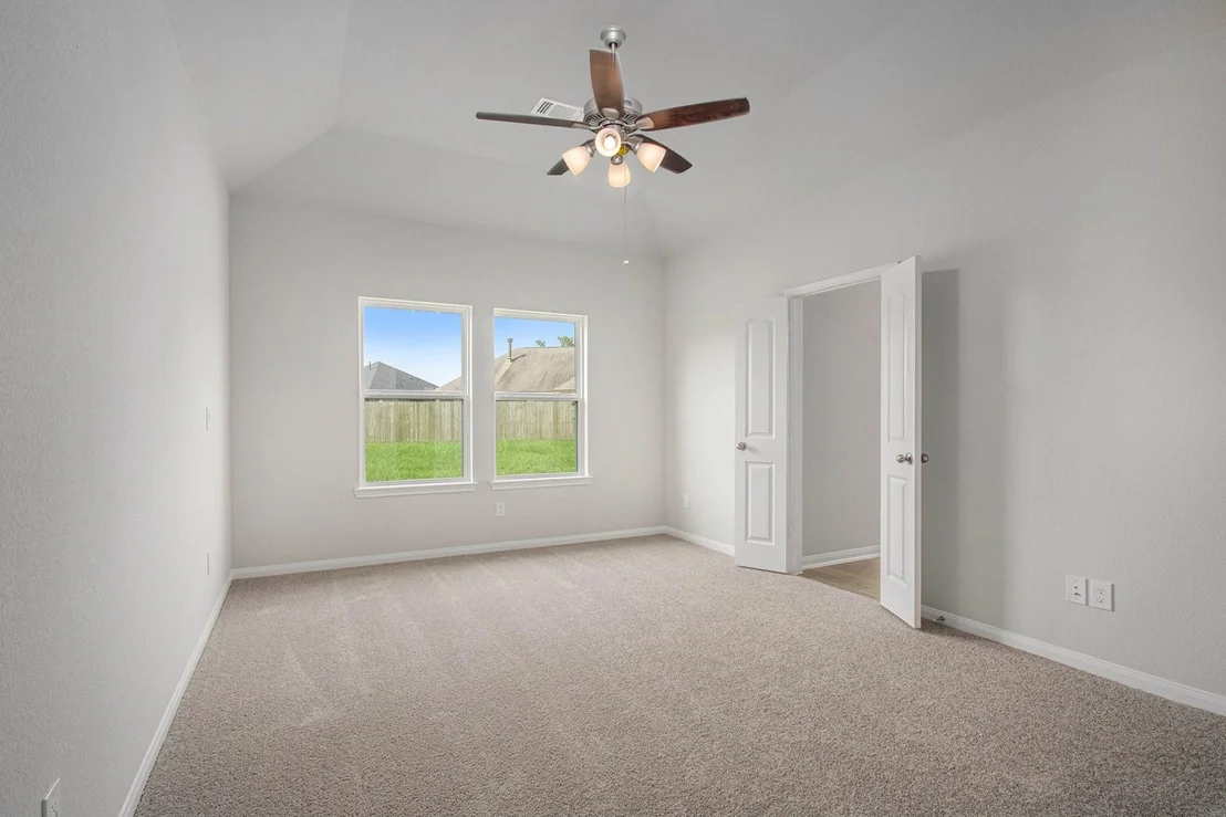 Photo of 237 Edgewater Drive
