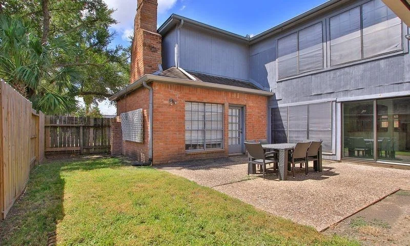 Photo of 8006 Albin Lane