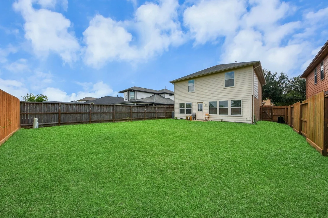 Photo of 5019 Royal Cypress Drive