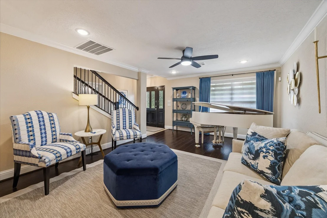 Photo of 5402 Valkeith Drive