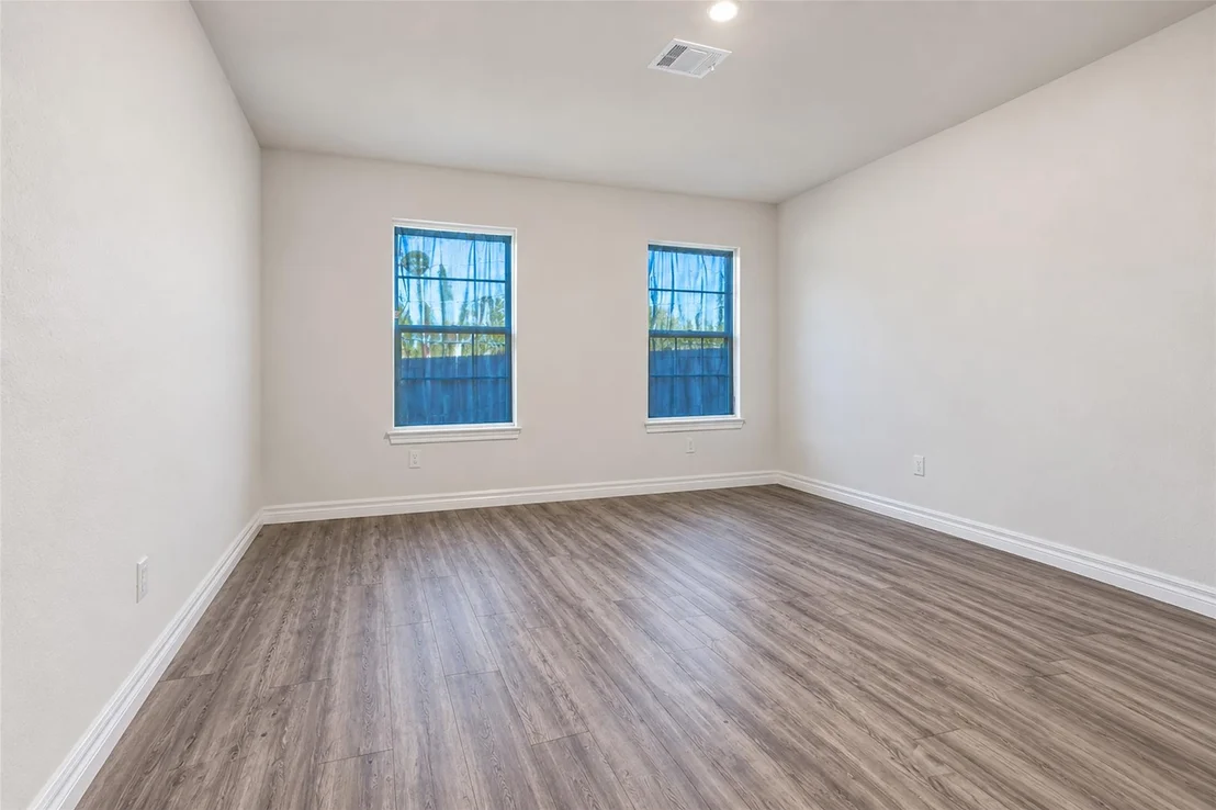 Photo of 83 Road 51028