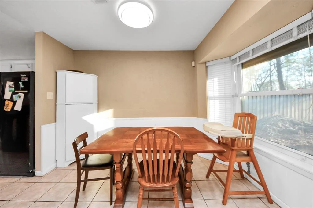 Photo of 20521 Lakeside Drive